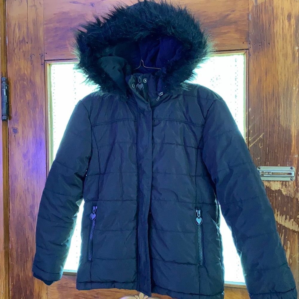 LN girls Farvalue black puffer coat with zip off hood & faux fur lining size 7/8